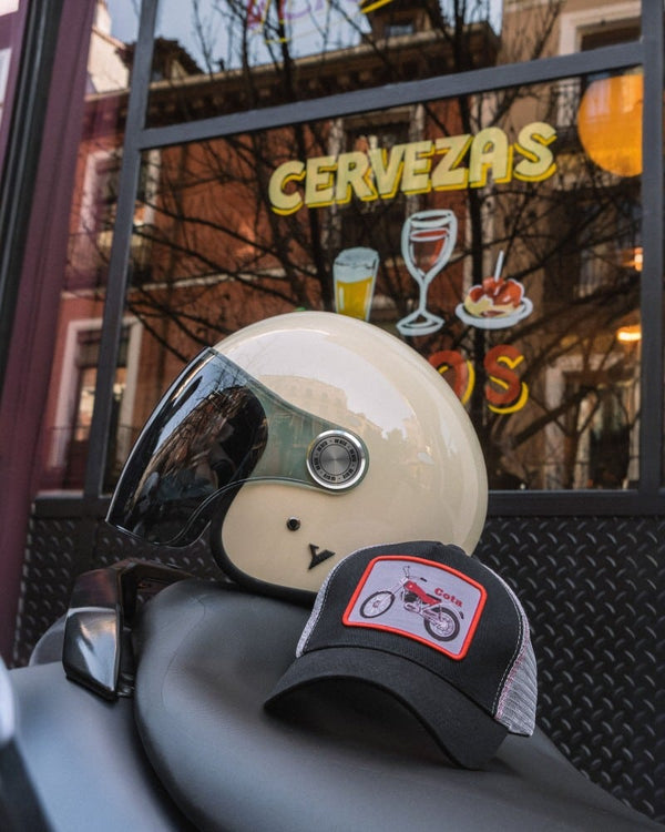 Casco Jet By City The City Beige Shiny