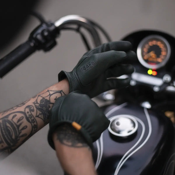 Guantes Cafe Leather Piel de Ciervo Rascal Green
