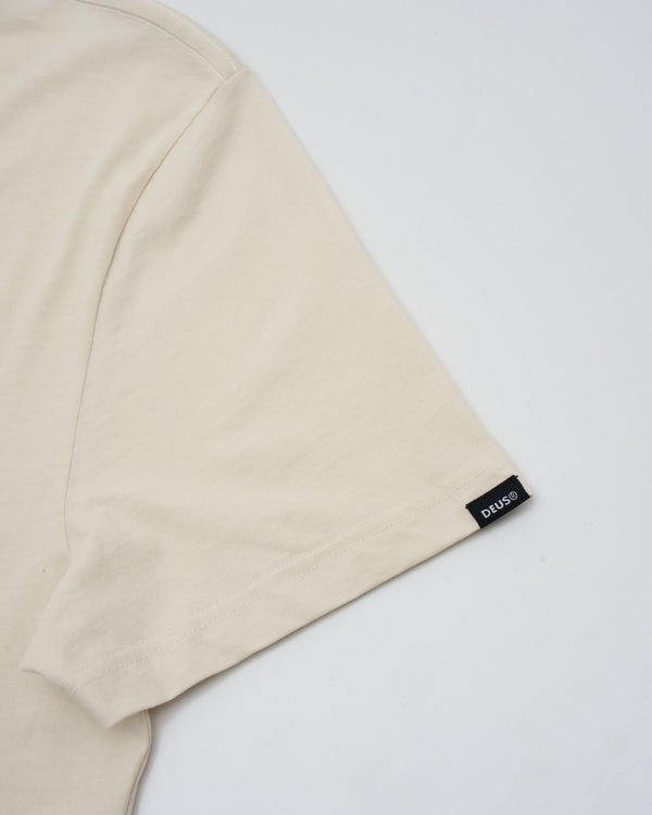 Camiseta Deus Ex Machina Gonz Vintage White