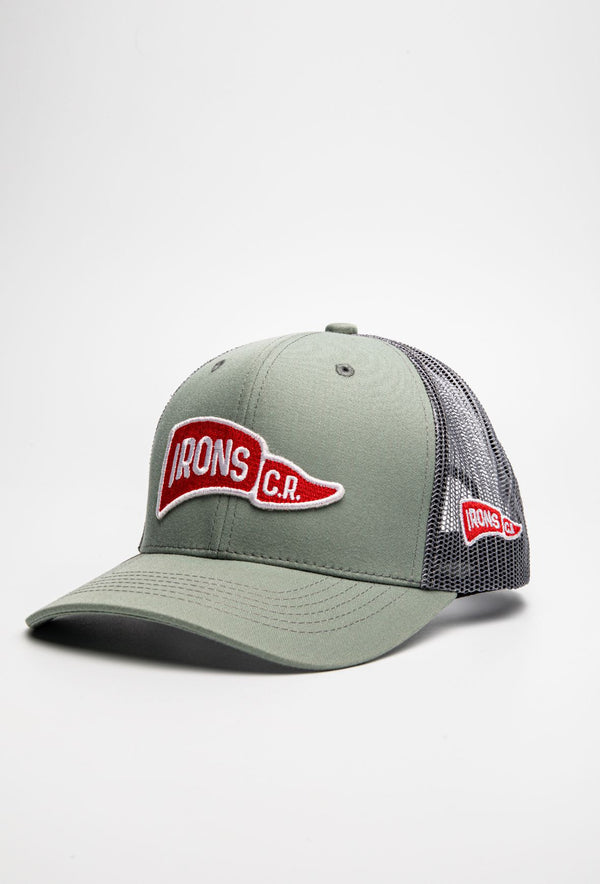 Gorra Irons Cafe Racer Trucker Bandera