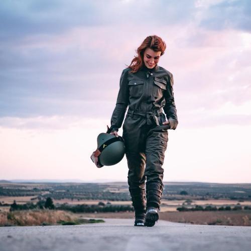 Traje By City Black Hawk Lady